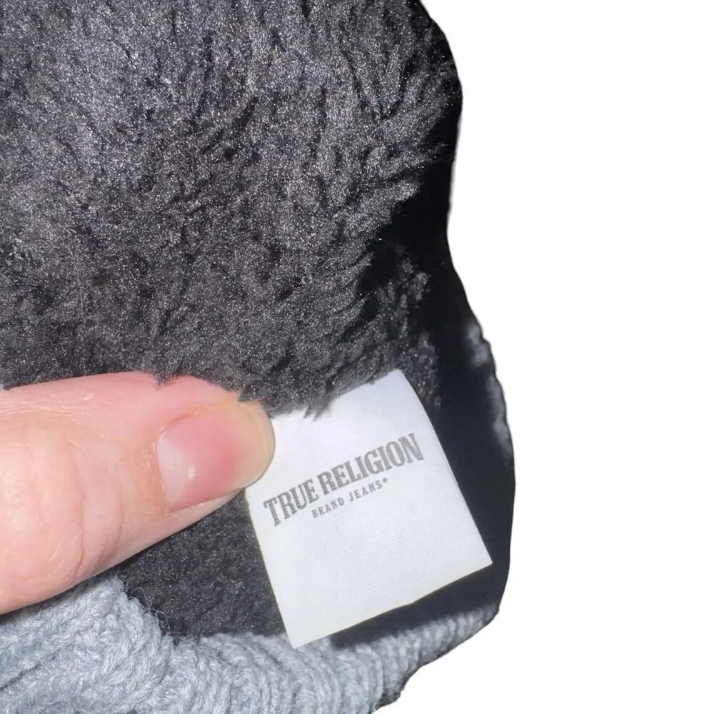NWT True Religion Beanie Mens One Size Blck Grey Colorblock Faux Shearling Lined